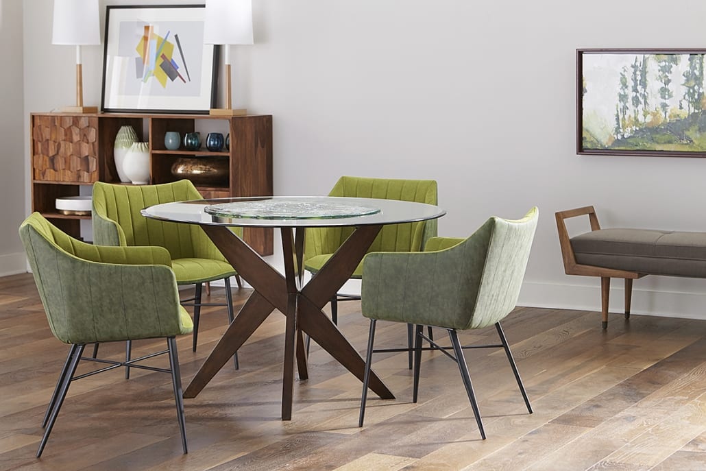 Simpson Table with Bixby Chairs